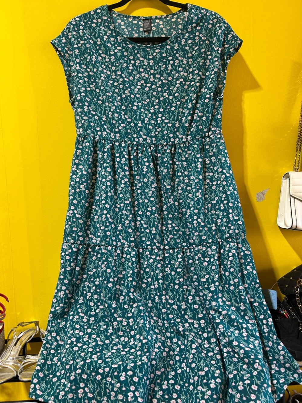 Floral Tiered Mini Dress in Teal Green - Unknown Brand